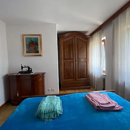 Conveniente, Tranquilla E Accogliente Con Park Ferienhaus