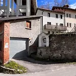 Prázdninový dům Conveniente, Tranquilla E Accogliente Con Park