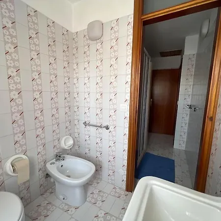 Conveniente, Tranquilla E Accogliente Con Park Hébergement de vacances *