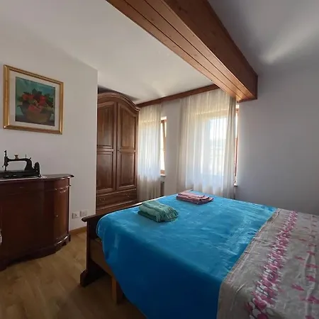 Conveniente, Tranquilla E Accogliente Con Park Dom wakacyjny Belluno