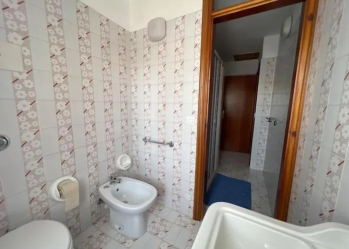 Conveniente, Tranquilla E Accogliente Con Park Semesterbostad *