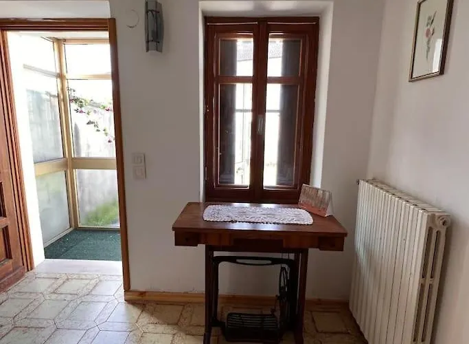 Conveniente, Tranquilla E Accogliente Con Park Semesterbostad Belluno