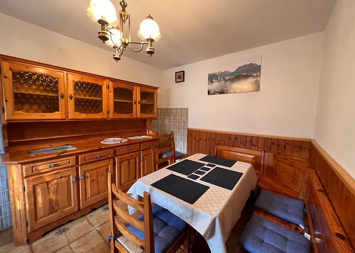 Semesterbostad Conveniente, Tranquilla E Accogliente Con Park Belluno